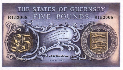 5 Guernsey Pounds banknote - Town sea front