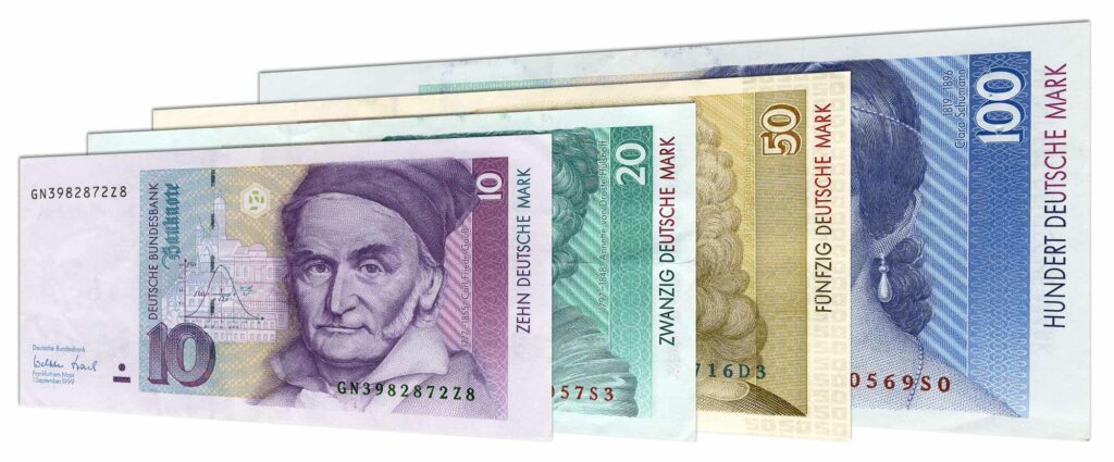 Deutsche Mark banknotes accepted for exchange