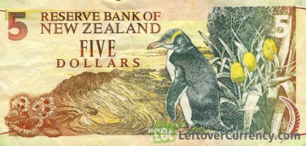 5 New Zealand Dollars banknote series 1992