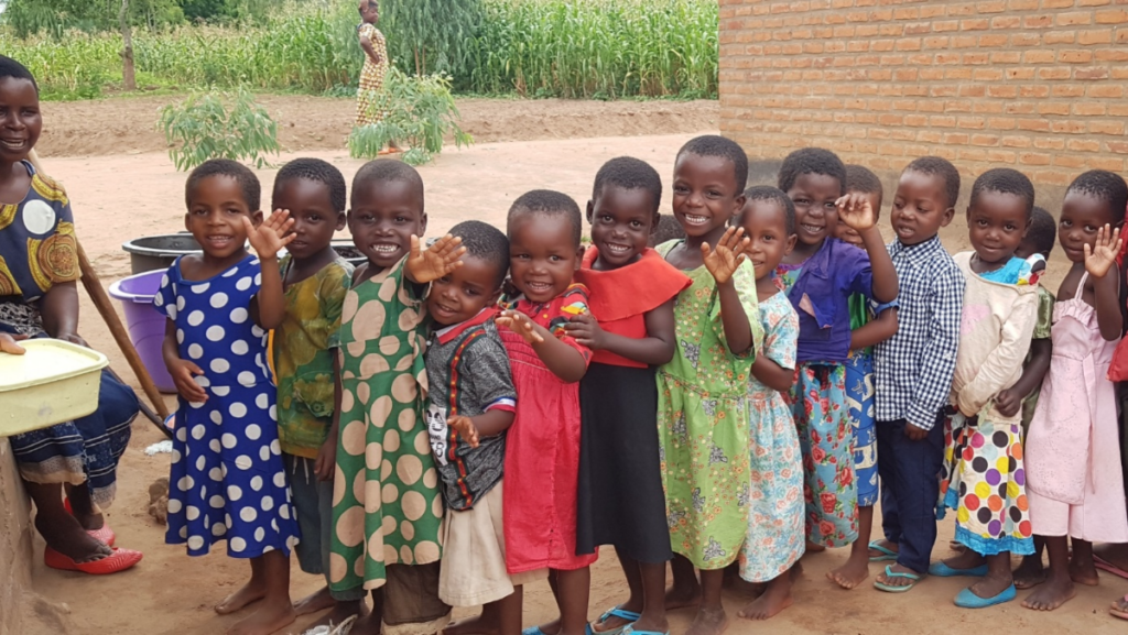 AquAid Lifeline Fund children in Malawi