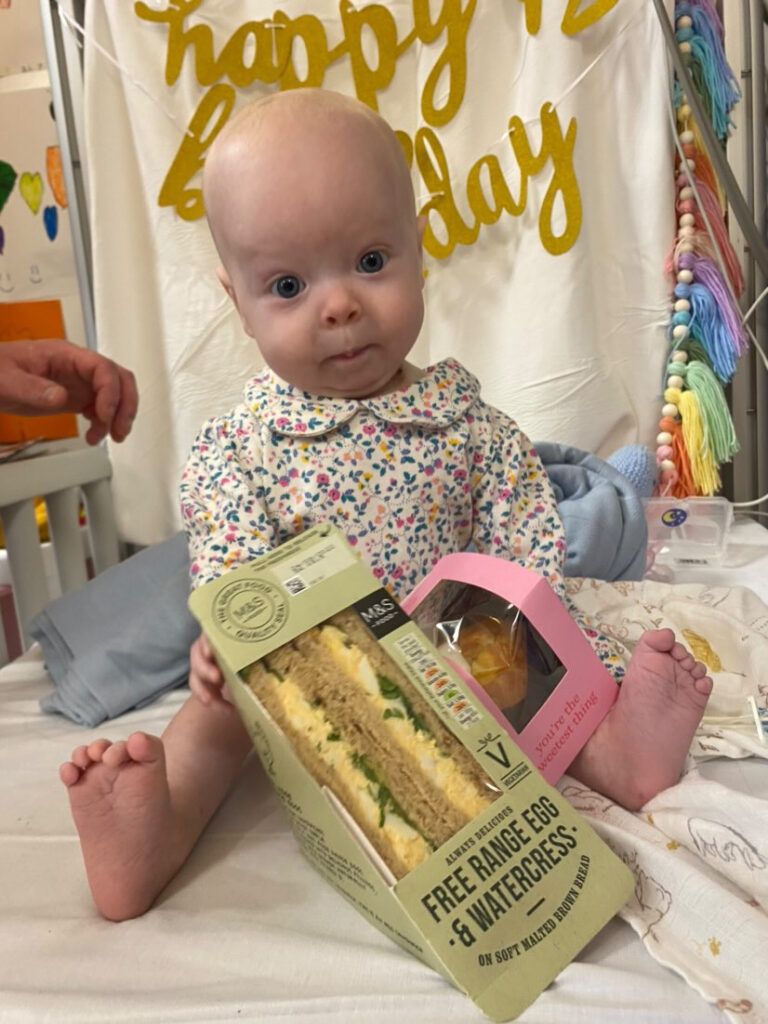 Abby's Heroes providing a picnic lunch for children and their families at the Piam Brown Ward.