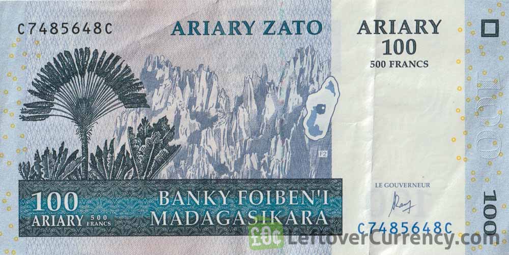 100 Malagasy Ariary banknote (Ravenala palm)