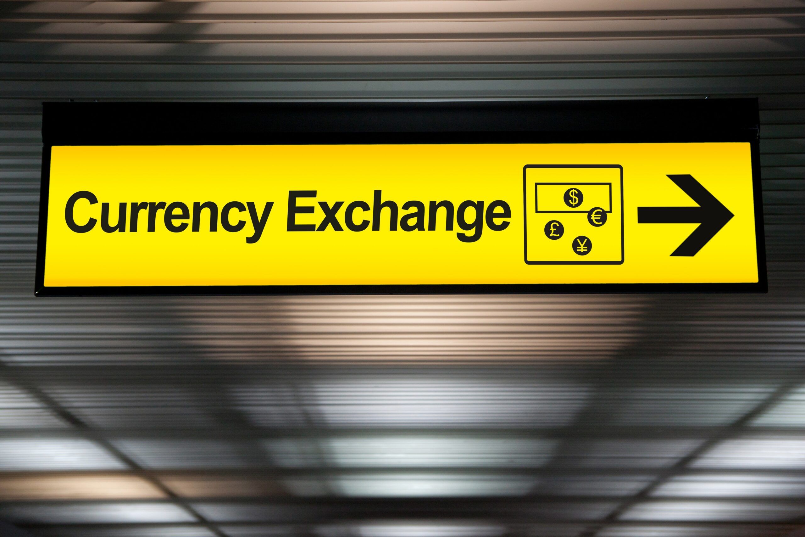 5 Essential Tips for Currency Exchange at Airports